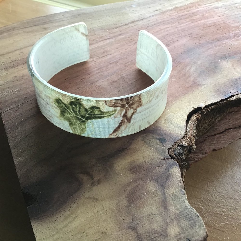Messenger Cuff by Color By Amber